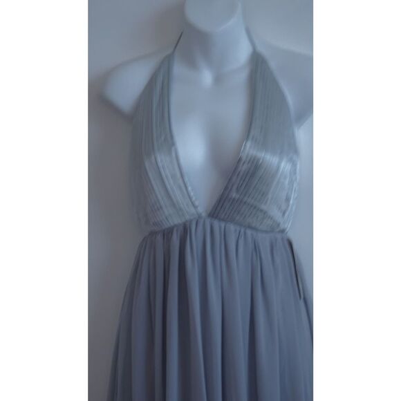 Tobi Women's Silver Pleated Low V Halter Empire Maxi dress Sz XS NWT 168 - Picture 5 of 11
